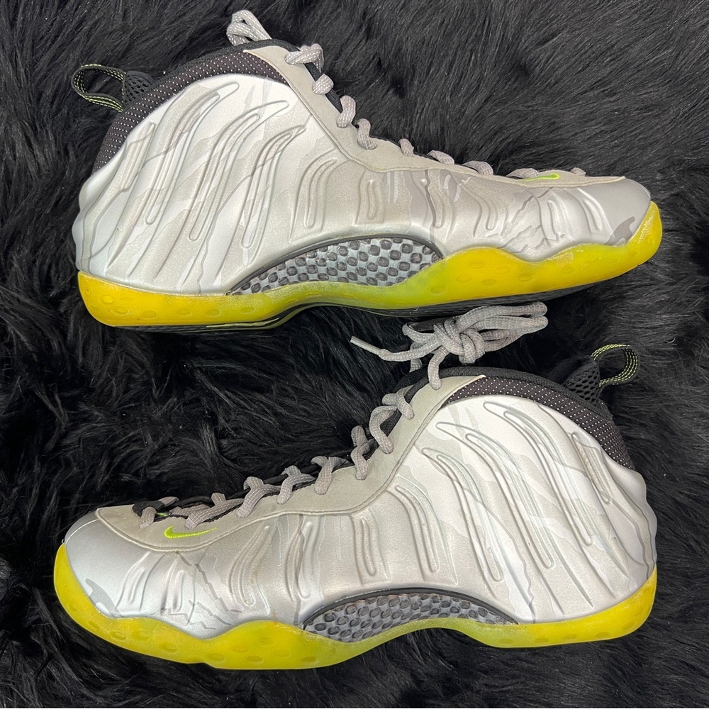 NIKE AIR FOAMPOSITE ONE Silver Volt Camo | Size 11.5M - Picture 1 of 9